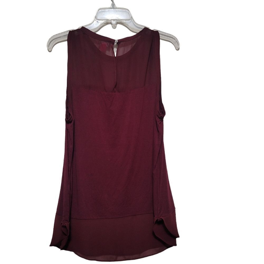 Vince Camuto Burgundy Sleeveless Blouse L